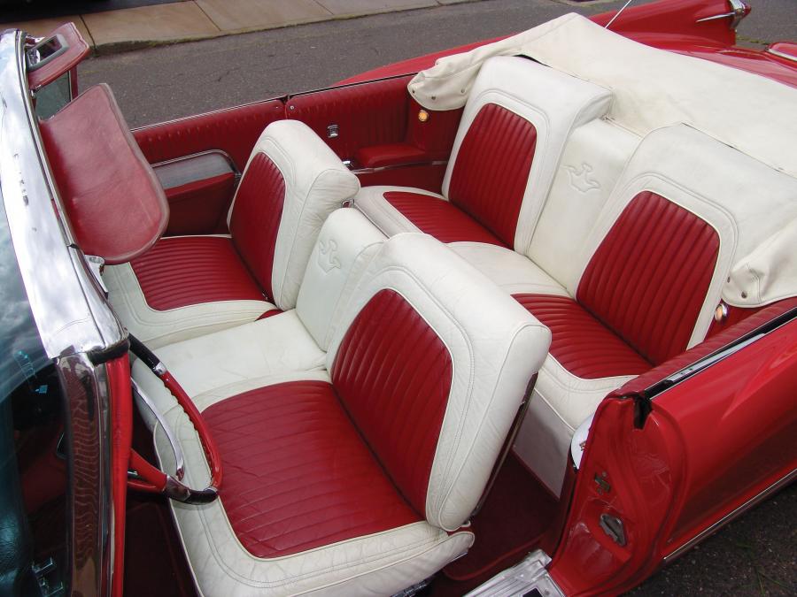  Chrysler Imperial Crown Convertible 1959 года  (фото 4 из 8)